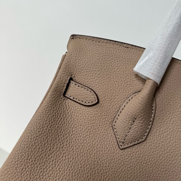 Etoupe Pebble Leather 30 Leather Bag Belted Lock Key Satchel w/ Gold Hardware C1 - Picture 6 of 16